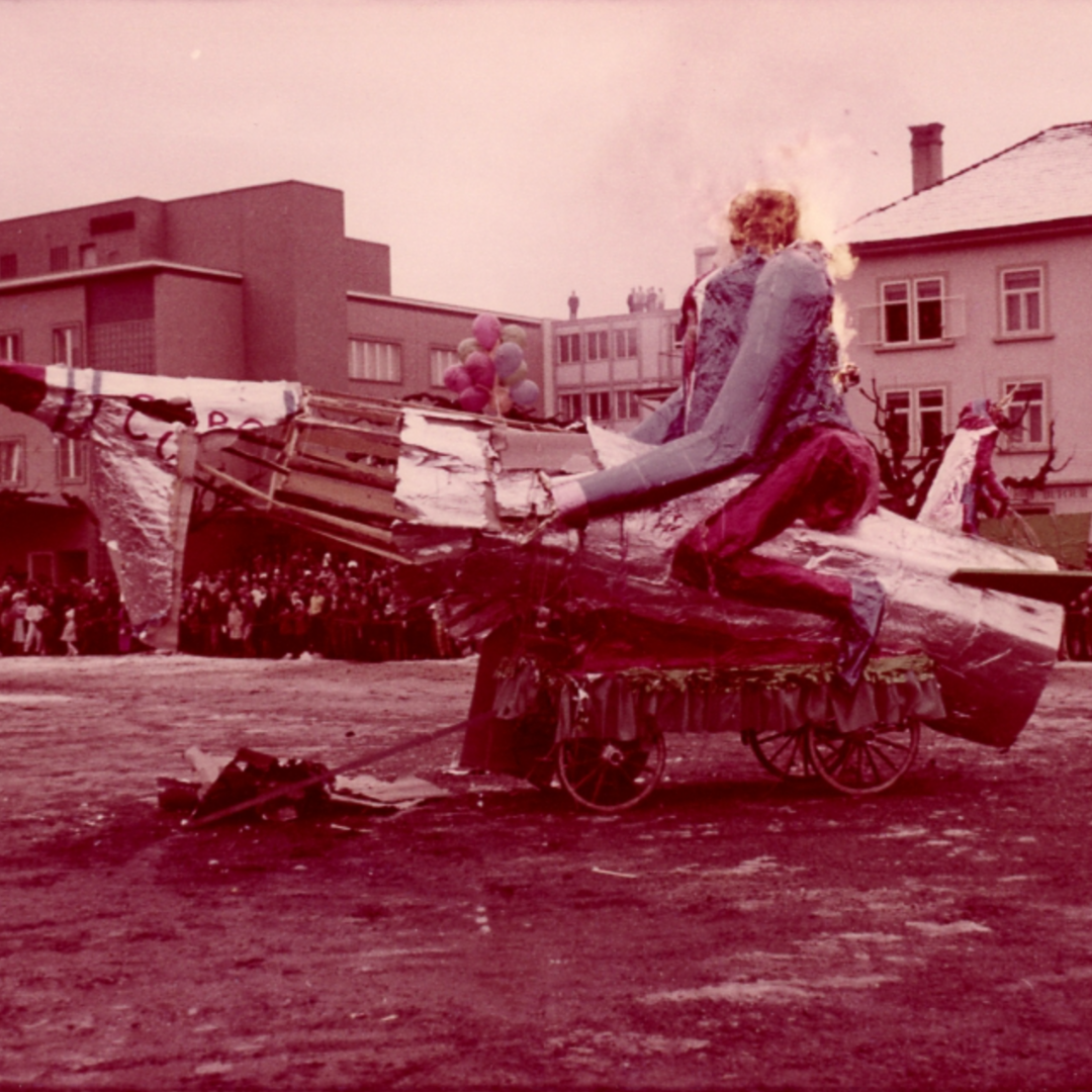 1962